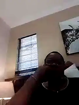 Snapshot of SEXYBOOBSNASS chatting on September 17, 2025, 8:27 am SEXYBOOBSNASS online show from September 17, 2025, 8:27 am