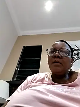 Snapshot of SEXYBOOBSNASS chatting on September 20, 2025, 9:16 pm SEXYBOOBSNASS online show from September 20, 2025, 9:16 pm