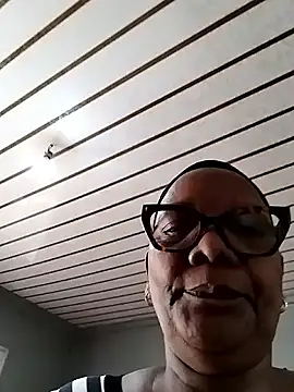 Snapshot of SEXYBOOBSNASS chatting on October 26, 2025, 5:35 am SEXYBOOBSNASS online show from October 26, 2025, 5:35 am