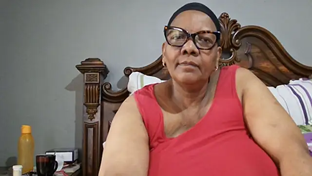 Snapshot of SEXYBOOBSNASS chatting on October 28, 2025, 4:49 am SEXYBOOBSNASS online show from October 28, 2025, 4:49 am