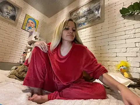 Angel girllovemy online show from January 23, 2025, 6:45 pm