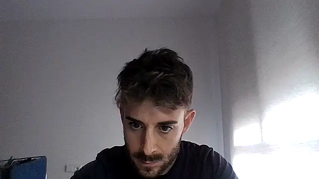 Snapshot of vargas90 chatting on October 2, 2025, 8:10 am vargas90 online show from October 2, 2025, 8:10 am