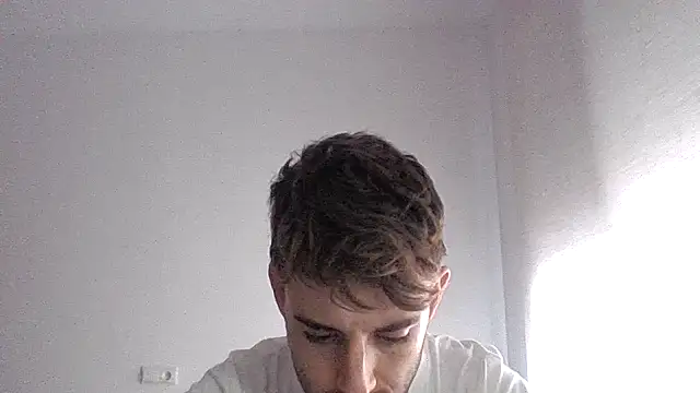 Snapshot of vargas90 chatting on October 3, 2025, 8:22 am vargas90 online show from October 3, 2025, 8:22 am