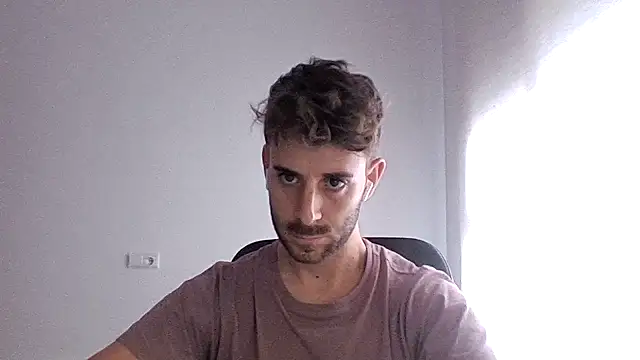 Snapshot of vargas90 chatting on October 7, 2025, 8:33 am vargas90 online show from October 7, 2025, 8:33 am