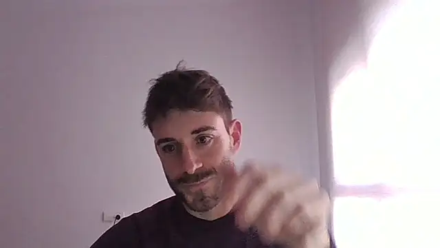 Snapshot of vargas90 chatting on February 12, 2026, 12:11 pm vargas90 online show from February 12, 2026, 12:11 pm