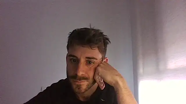 Snapshot of vargas90 chatting on February 13, 2026, 10:44 am vargas90 online show from February 13, 2026, 10:44 am