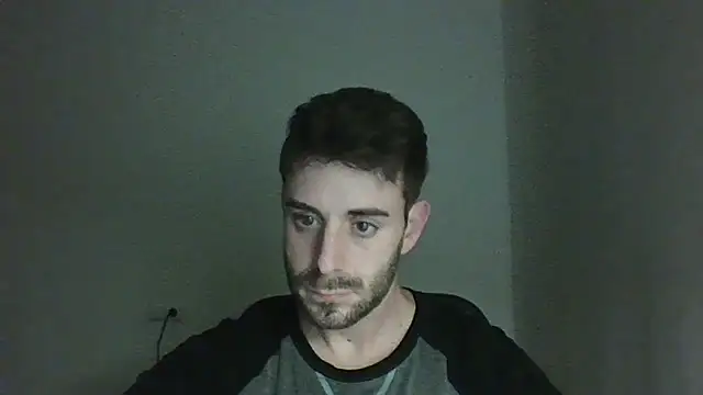 Snapshot of vargas90 chatting on February 21, 2026, 12:11 am vargas90 online show from February 21, 2026, 12:11 am