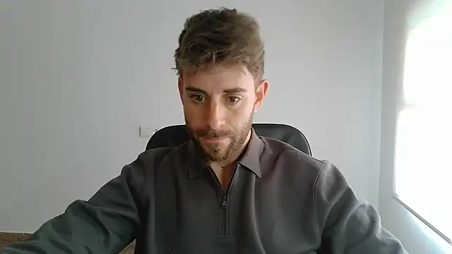 Snapshot of vargas90 chatting on May 6, 2026, 11:26 am vargas90 online show from May 6, 2026, 11:26 am