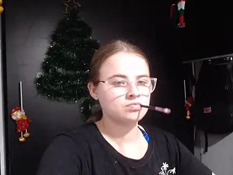HellenMiyer1111 online show from December 23, 2024, 11:17 pm