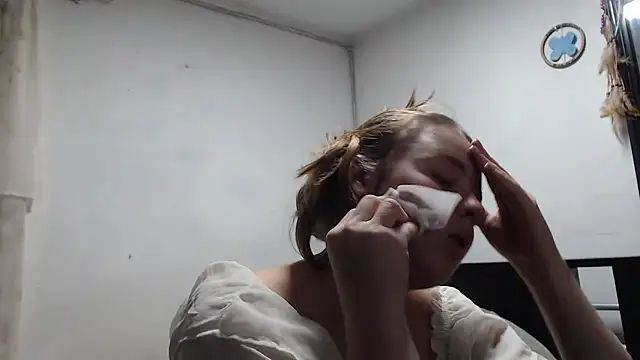 HellenMiyer1111 online show from September 18, 2025, 2:13 am