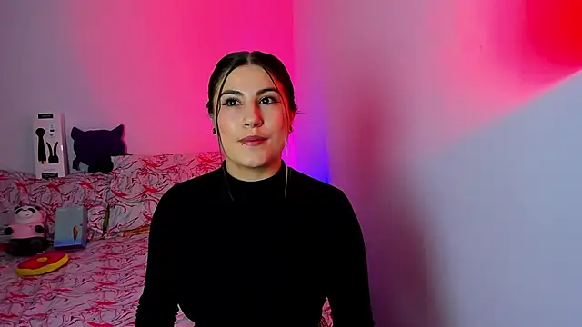 amelie collins online show from March 6, 2025, 7:54 pm