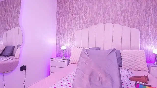 Snapshot of raven_lilith_ chatting on February 11, 2026, 3:11 am raven lilith online show from February 11, 2026, 3:11 am