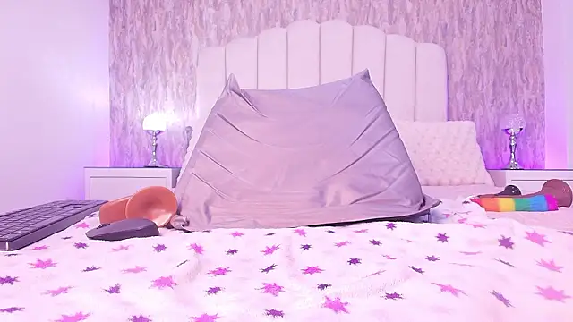 Snapshot of raven_lilith_ chatting on February 20, 2026, 6:26 am raven lilith online show from February 20, 2026, 6:26 am