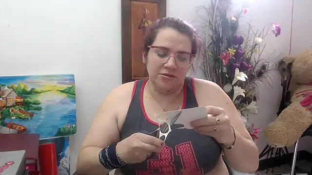 karlythothxh online show from February 1, 2025, 6:08 pm