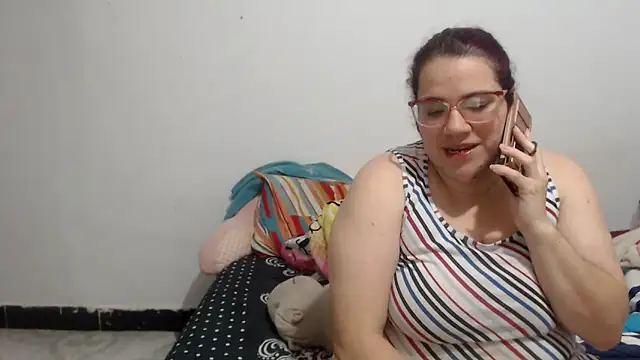 karlythothxh online show from March 20, 2025, 3:25 pm