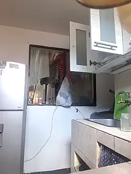 karlythothxh online show from October 19, 2025, 4:40 pm