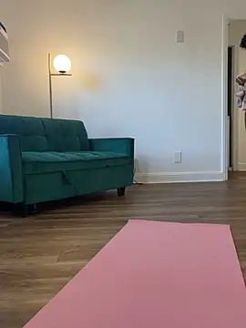 Snapshot of mochamimi chatting on October 23, 2025, 1:32 pm mochamimi online show from October 23, 2025, 1:32 pm