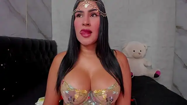 rosalia-04 online show from June 16, 2026, 7:27 pm