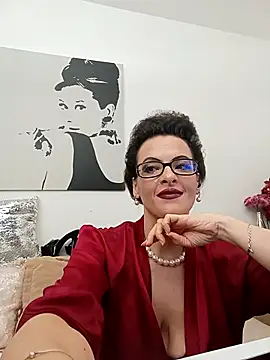 Snapshot of RebeccaNoble chatting on February 9, 2026, 8:02 pm RebeccaNoble online show from February 9, 2026, 8:02 pm