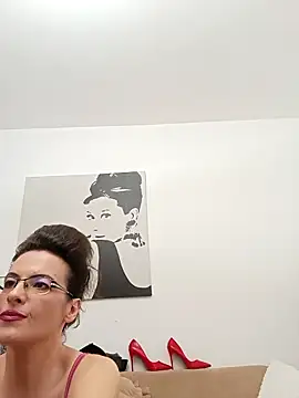 Snapshot of RebeccaNoble chatting on February 26, 2026, 11:20 am RebeccaNoble online show from February 26, 2026, 11:20 am