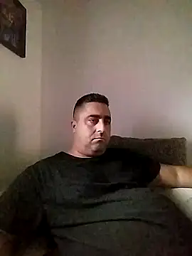ADRIAN ADI40 online show from December 7, 2024, 7:16 am