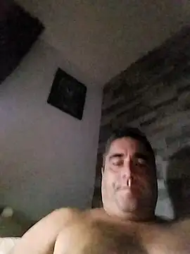 ADRIAN ADI40 online show from November 14, 2025, 4:55 am