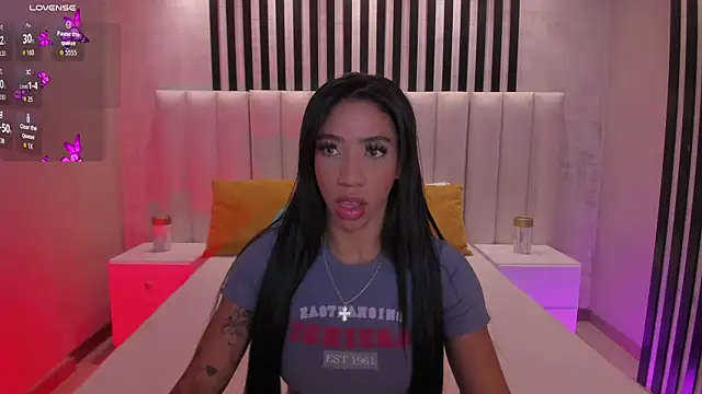 Snapshot of LindseyCox chatting on November 8, 2025, 4:34 am LindseyCox online show from November 8, 2025, 4:34 am