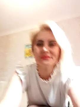 Snapshot of JennyOMay chatting on December 20, 2024, 3:03 am JennyOMay online show from December 20, 2024, 3:03 am