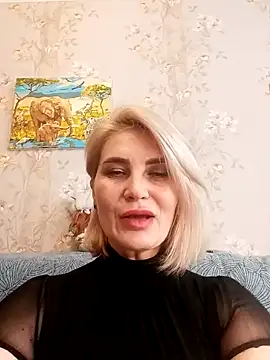 Snapshot of JennyOMay chatting on December 29, 2024, 8:11 am JennyOMay online show from December 29, 2024, 8:11 am