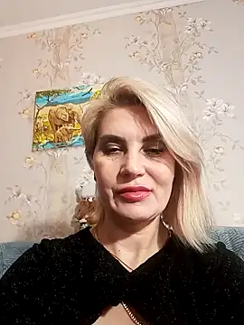 Snapshot of JennyOMay chatting on December 30, 2024, 7:04 am JennyOMay online show from December 30, 2024, 7:04 am