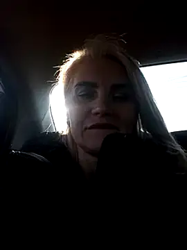 Snapshot of JennyOMay chatting on February 8, 2025, 7:37 am JennyOMay online show from February 8, 2025, 7:37 am