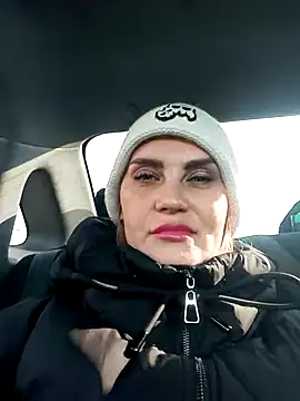 Snapshot of JennyOMay chatting on February 22, 2025, 5:23 am JennyOMay online show from February 22, 2025, 5:23 am