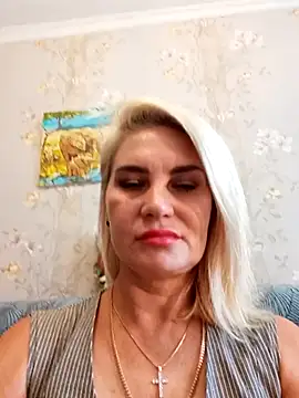 Snapshot of JennyOMay chatting on September 25, 2025, 3:32 am JennyOMay online show from September 25, 2025, 3:32 am