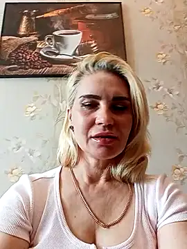 JennyOMay online show from May 6, 2026, 3:13 am