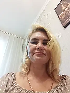 JennyOMay online show from July 10, 2026, 4:39 am
