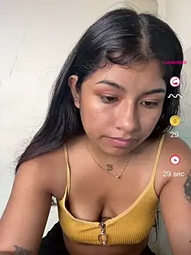 ChantalPetit online show from June 24, 2026, 1:15 am