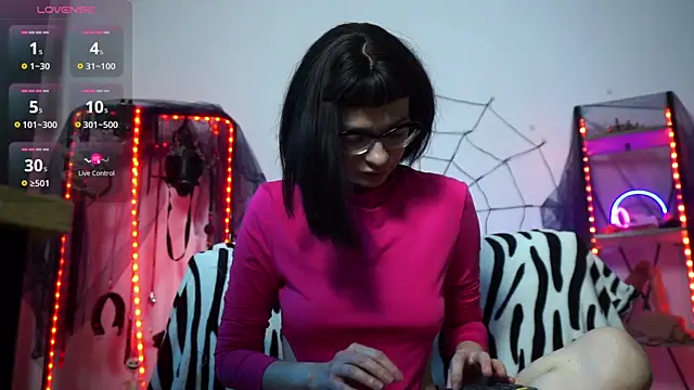 CyberXGoddess online show from November 10, 2025, 11:31 am