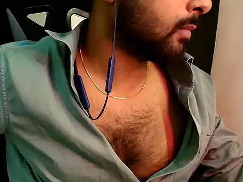 SHENOY3 online show from May 14, 2026, 8:04 pm