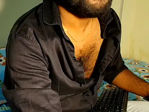 SHENOY3 online show from June 8, 2026, 7:14 pm