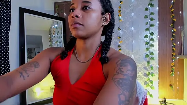 Snapshot of kelly_thomson chatting on March 14, 2026, 11:32 pm kelly thomson online show from March 14, 2026, 11:32 pm