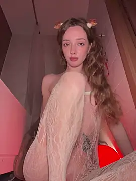 Weeissy online show from December 18, 2025, 8:15 pm