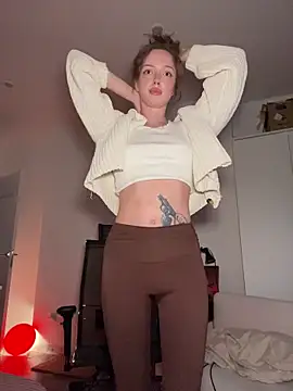 Snapshot of Weeissy chatting on February 6, 2026, 6:55 pm Weeissy online show from February 6, 2026, 6:55 pm