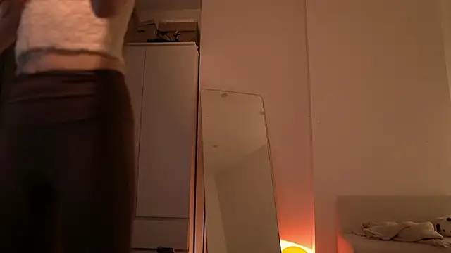 Snapshot of Weeissy chatting on March 7, 2026, 7:00 pm Weeissy online show from March 7, 2026, 7:00 pm