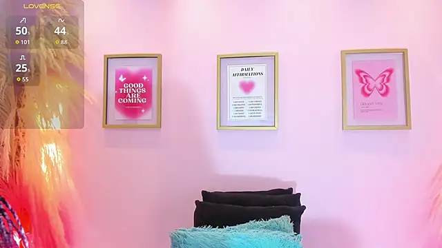 Snapshot of EmmySweett chatting on October 21, 2025, 8:09 pm EmmySweett online show from October 21, 2025, 8:09 pm