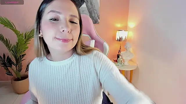 HannaMiller 1 online show from December 15, 2025, 11:53 pm