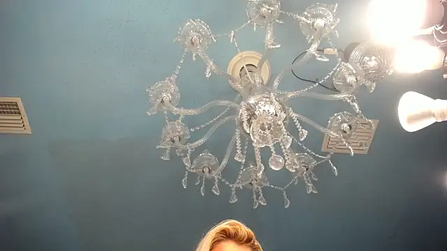Snapshot of ADRIANNA_FOX chatting on February 11, 2025, 12:16 pm ADRIANNA FOX online show from February 11, 2025, 12:16 pm