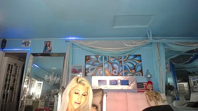 Snapshot of ADRIANNA_FOX chatting on March 16, 2025, 1:28 am ADRIANNA FOX online show from March 16, 2025, 1:28 am