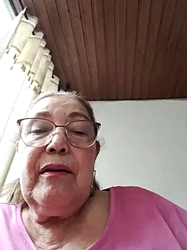 Vicky Rosse online show from May 8, 2026, 9:09 pm