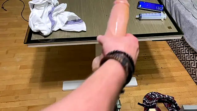 Snapshot of OndruSuk chatting on September 30, 2025, 6:24 pm OndruSuk online show from September 30, 2025, 6:24 pm