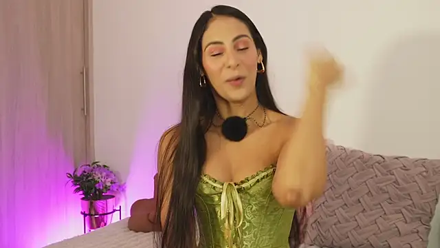 vicky rachell online show from October 21, 2025, 1:23 pm